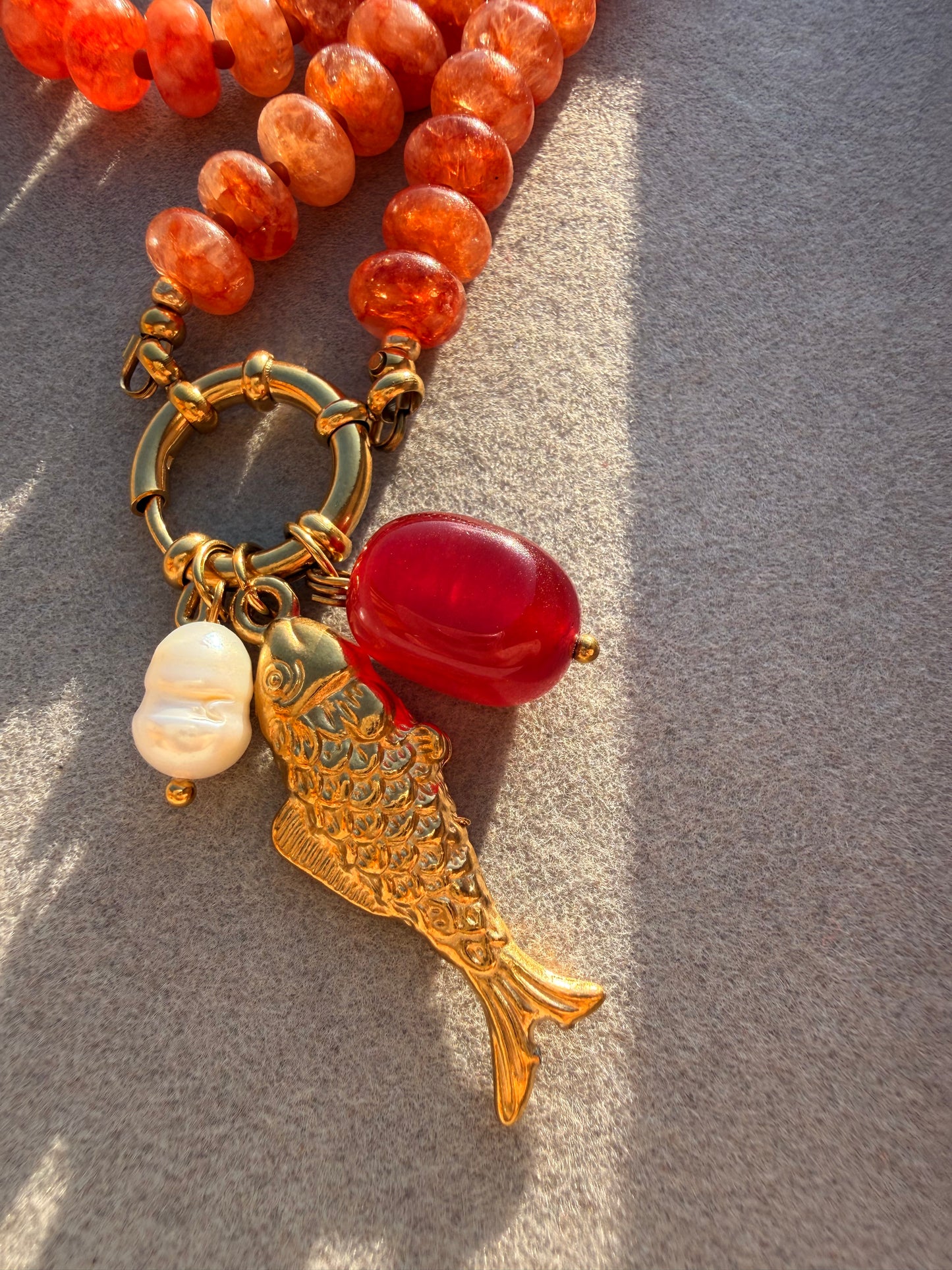 Stone necklace Eleanor