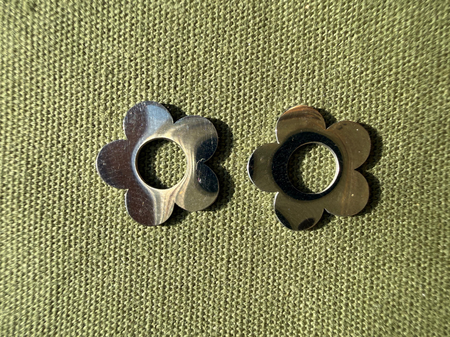 Stainless steel flower