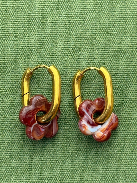 Glass flower golden stainless steel earrings - Pig&Beads