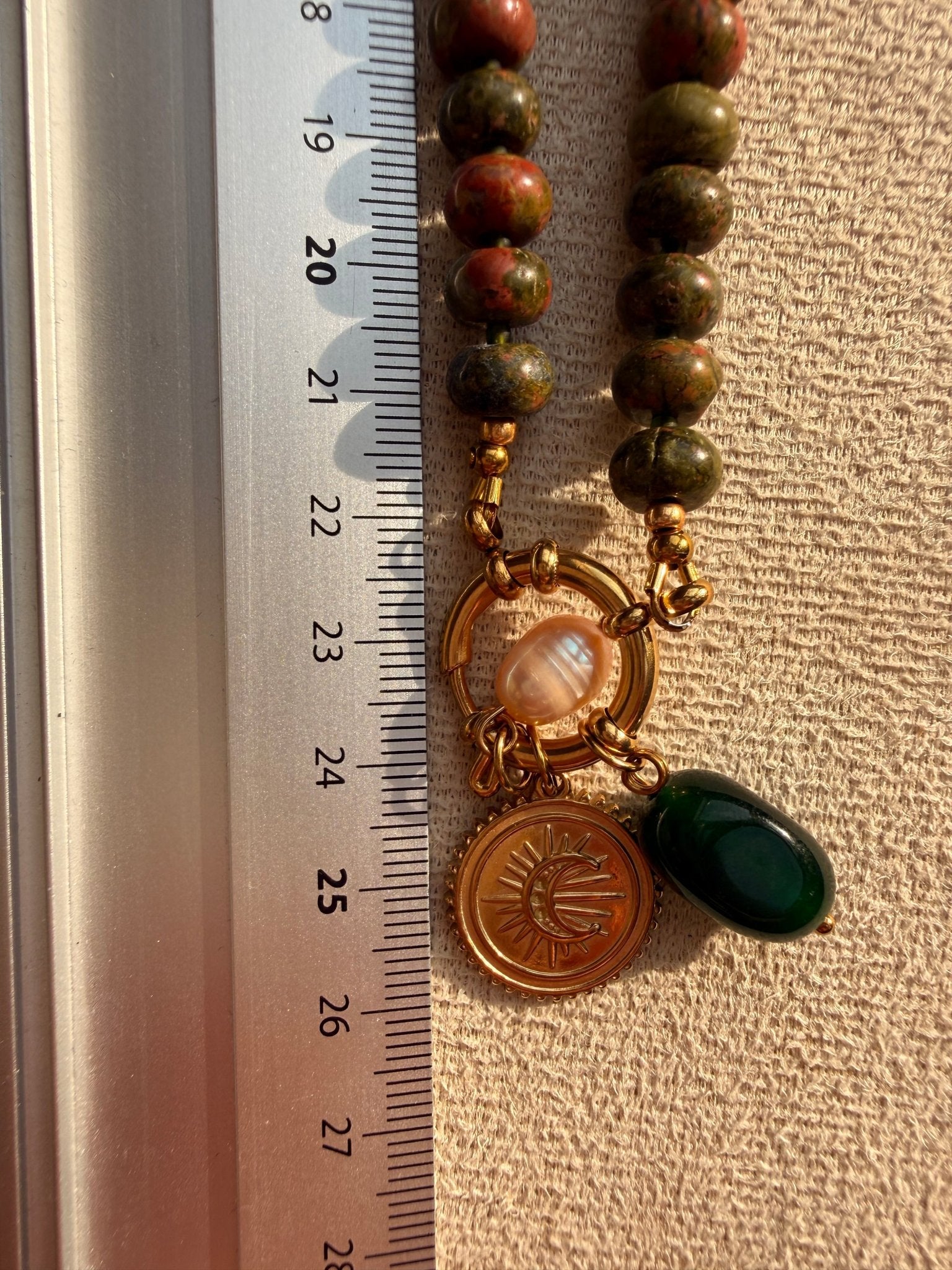 Stone necklace Alice - Pig&Beads